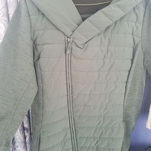 North Face quilted running jacket